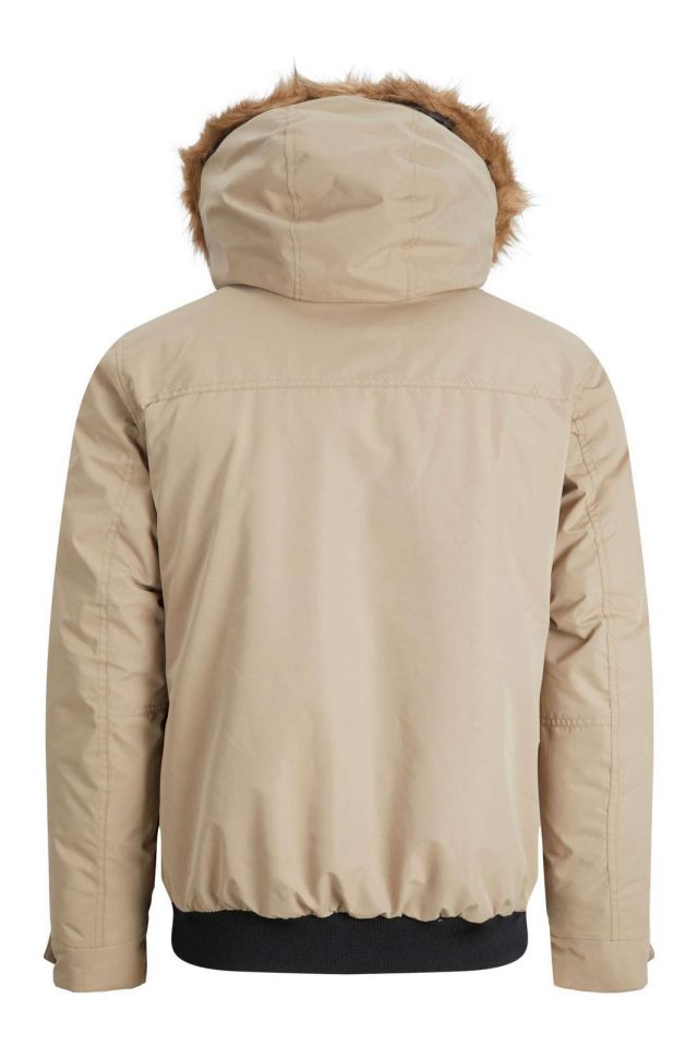 All-Year_3907360_12211978_2-jackjones