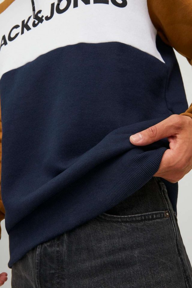 AutumnWinter2020_3898221_12172344_2-jackjones