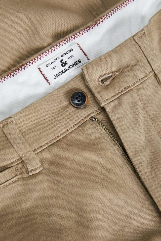 AutumnWinter_3923023_12212935_3-jackjones