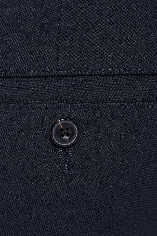 FallWinter2021_3663365_12193105_7-jackjones