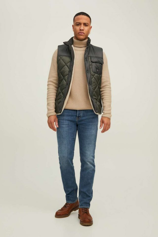 FallWinter2021_3763088_12199940_4-jackjones