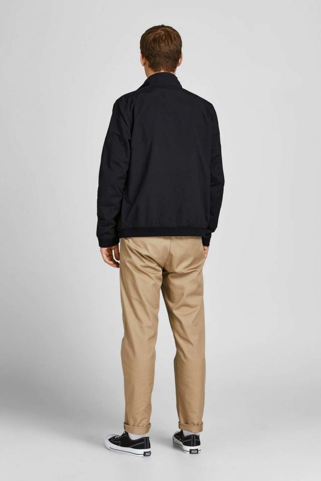 FallWinter2021_3825808_12204277_3-jackjones