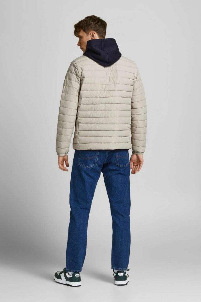 FallWinter2022_3900150_12211129_3-jackjones