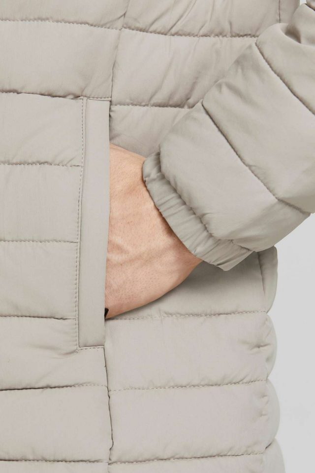 FallWinter2022_3900150_12211129_6-jackjones