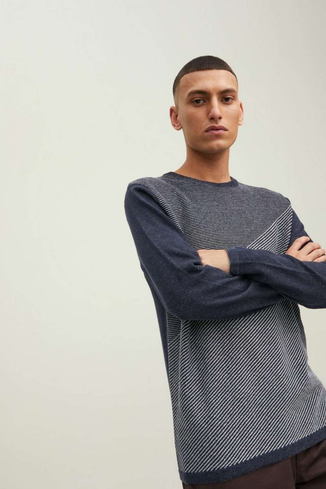 FallWinter2022_3902853_12211340_2-jackjones