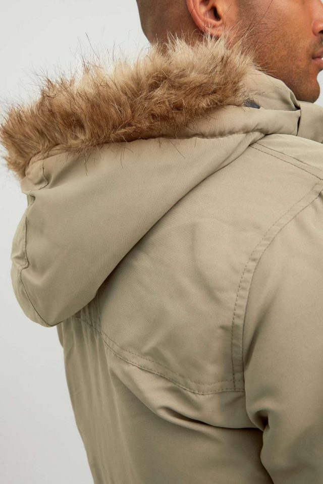 FallWinter2022_3905856_12211773_5-jackjones