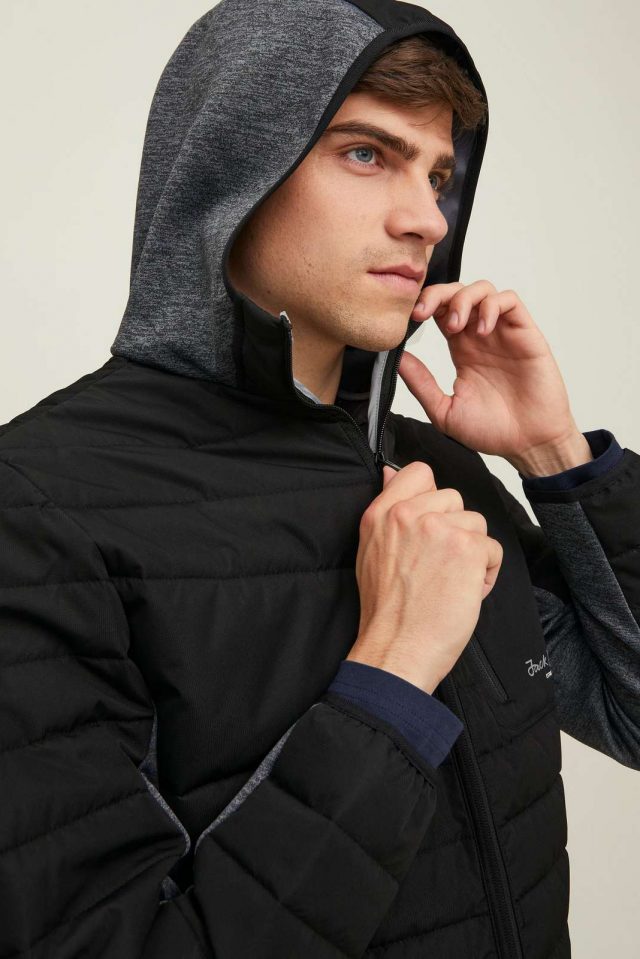 FallWinter2022_3967694_12215679_7-jackjones