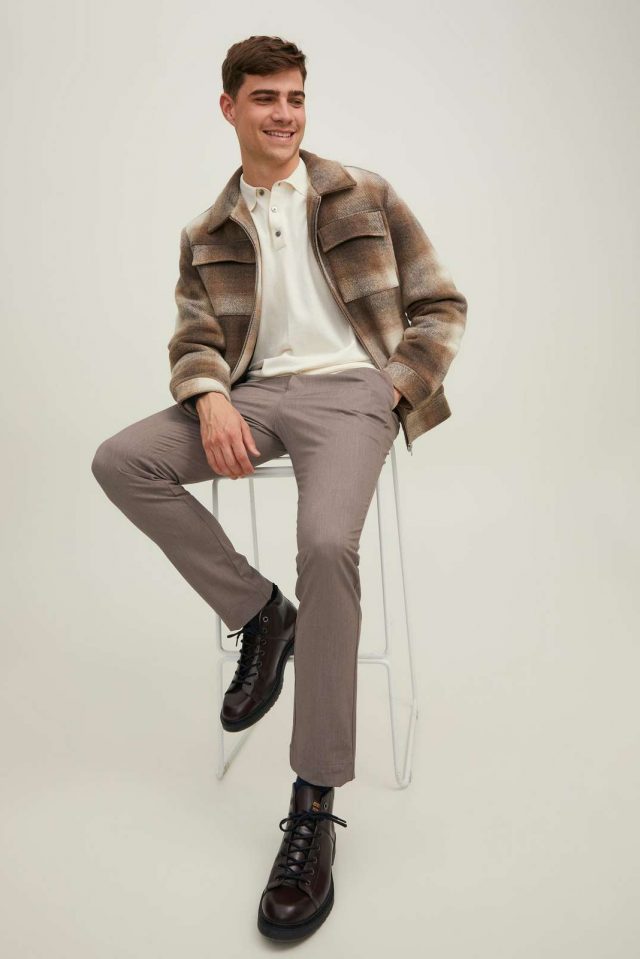 FallWinter2022_3979695_12216662_8-jackjones