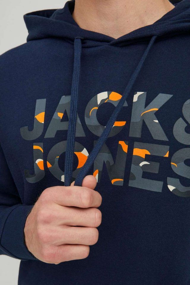 FallWinter2022_4014723_12211503_6-jackjones