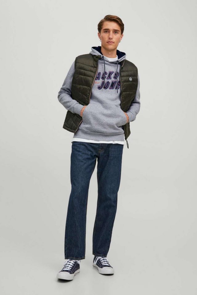 FallWinter2022_4021757_12219397_3-jackjones