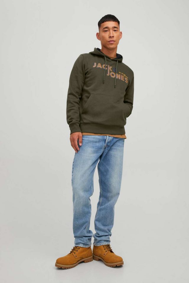 FallWinter2022_4033638_12219397_7-jackjones