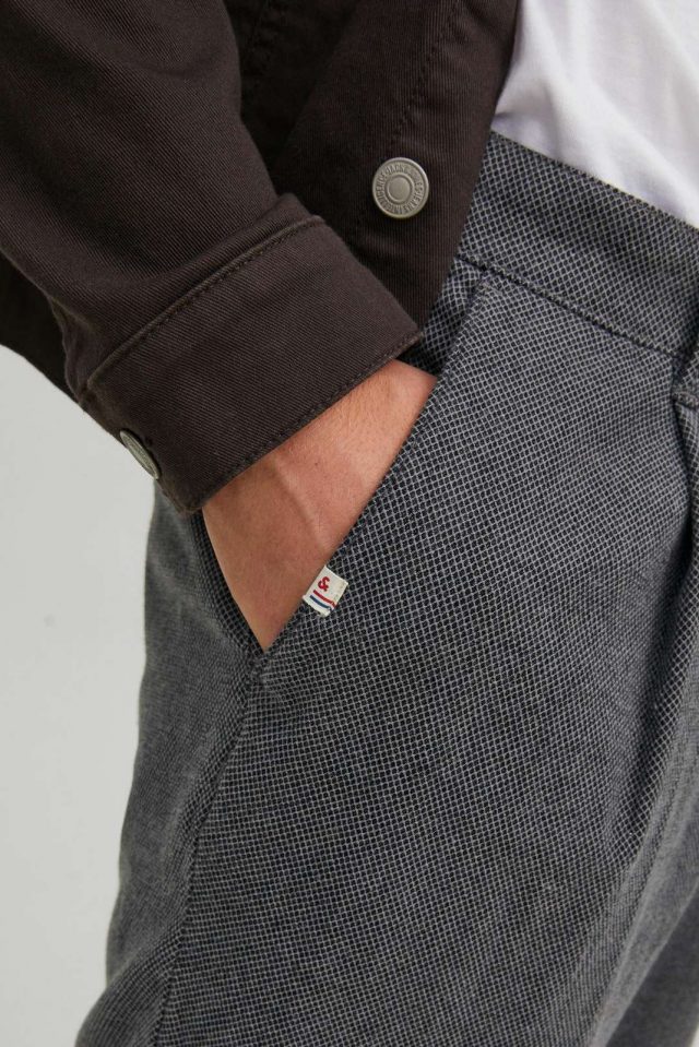 FallWinter2022_4172401_12220445_8-jackjones