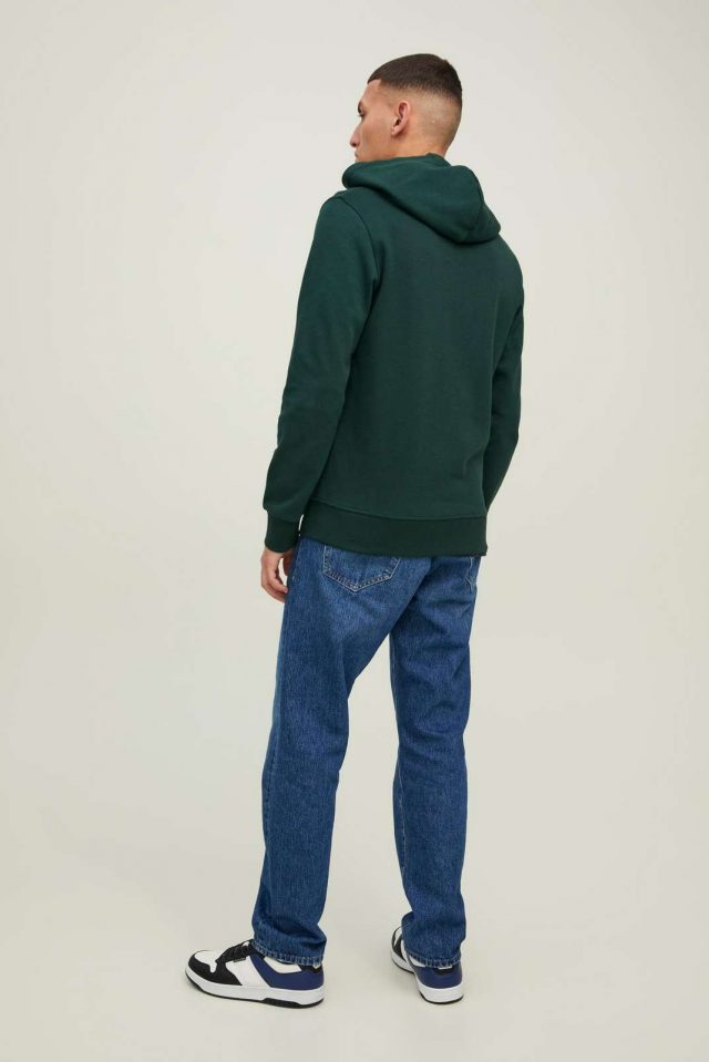 NOOS2020_3898073_12181901_3-jackjones