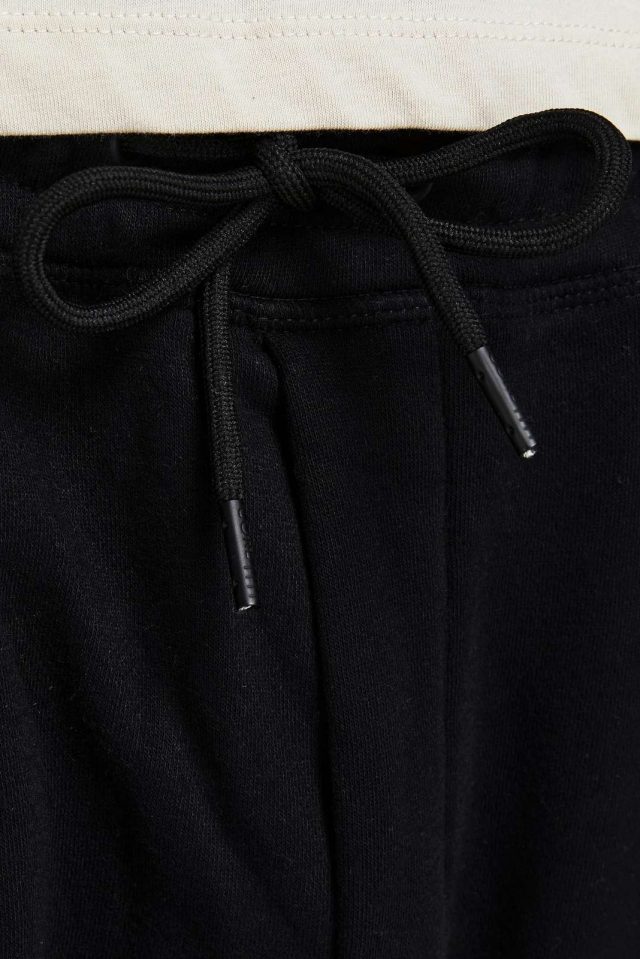 NOOS2021_3699331_12195583_7-jackjones