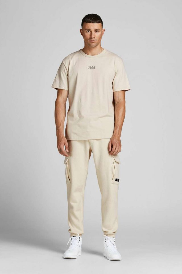 NOOS2021_3699333_12195583_5-jackjones