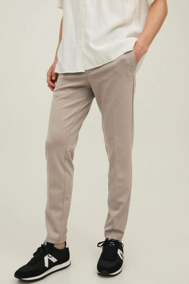 Noos2022_3906354_12211810_5-jackjones