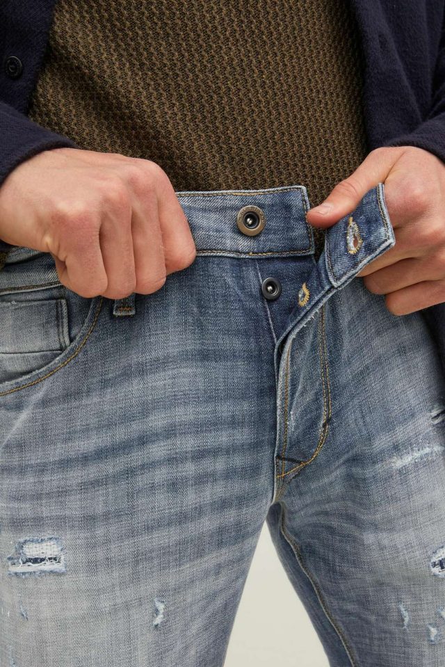 Noos2022_3982199_12217077_4-jackjones