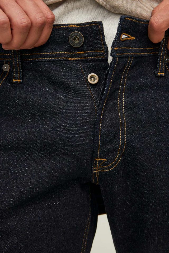 SpringSummer2022_3918186_12212796_2-jackjones