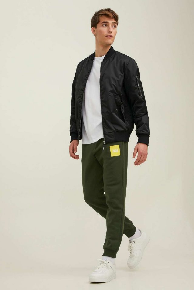 SpringSummer2022_3932163_12213281_8-jackjones