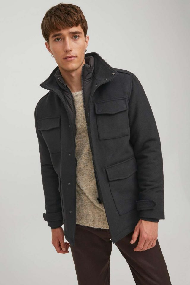 SpringSummer2022_3947589_12214003_2-jackjones