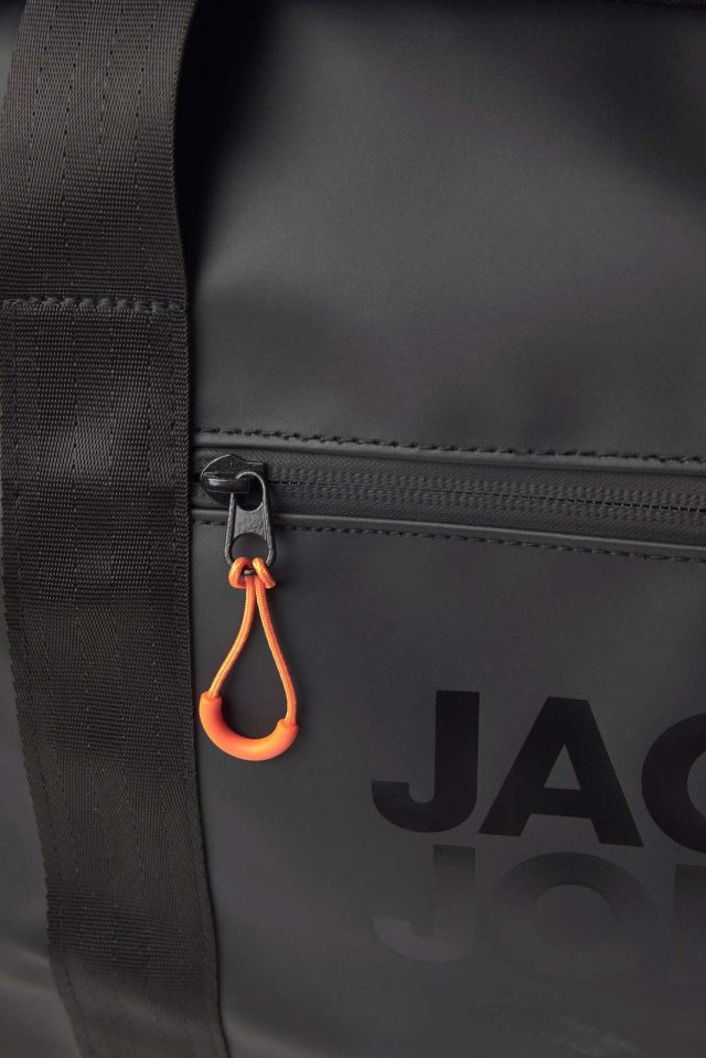 SpringSummer2022_3958116_12214860_6-jackjones