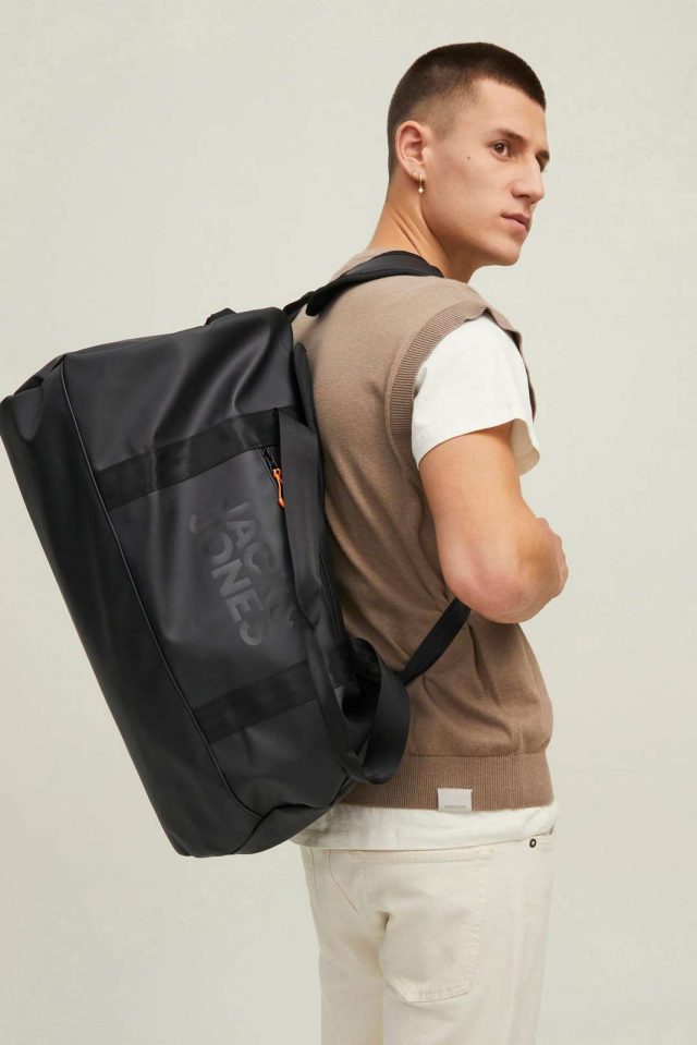 SpringSummer2022_3958116_12214860_8-jackjones