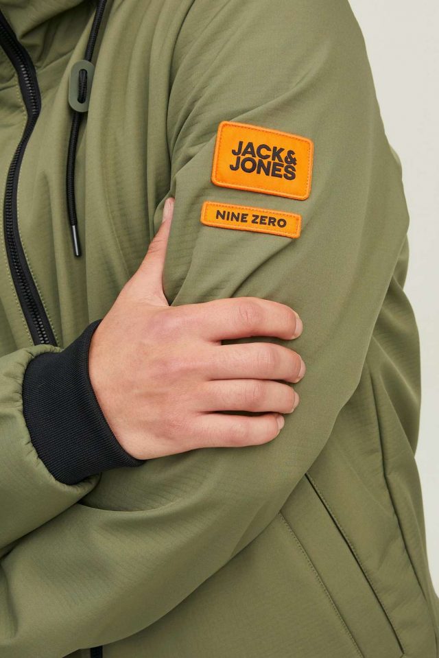 SpringSummer2022_3970115_12215818_6-jackjones