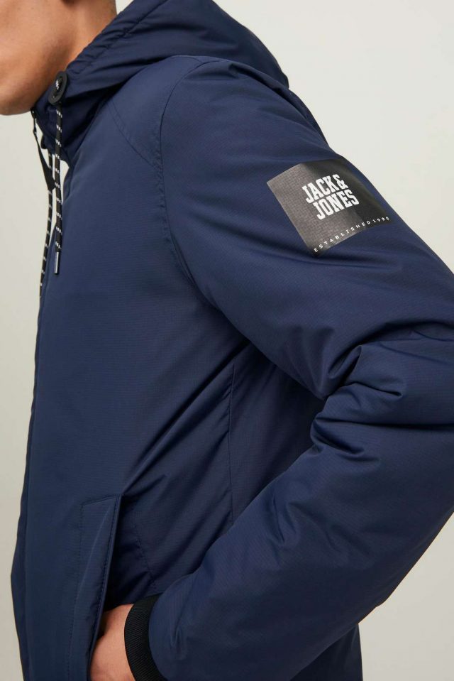 SpringSummer2022_3983842_12217183_7-jackjones