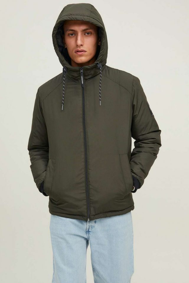 SpringSummer2022_3983845_12217183_5-jackjones