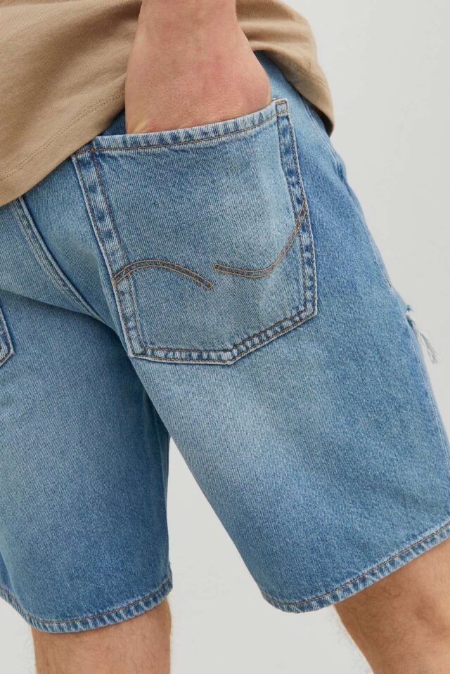 All-year_4076618_12223604_4-jackjones