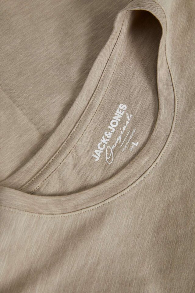 All-year_4129653_12227778_3-jackjones