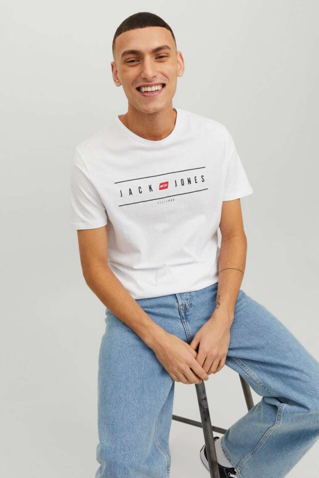 FallWinter2022_4039278_12221011_3-jackjones