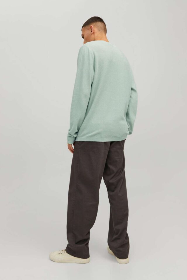 FallWinter2022_4079570_12201706_4-jackjones