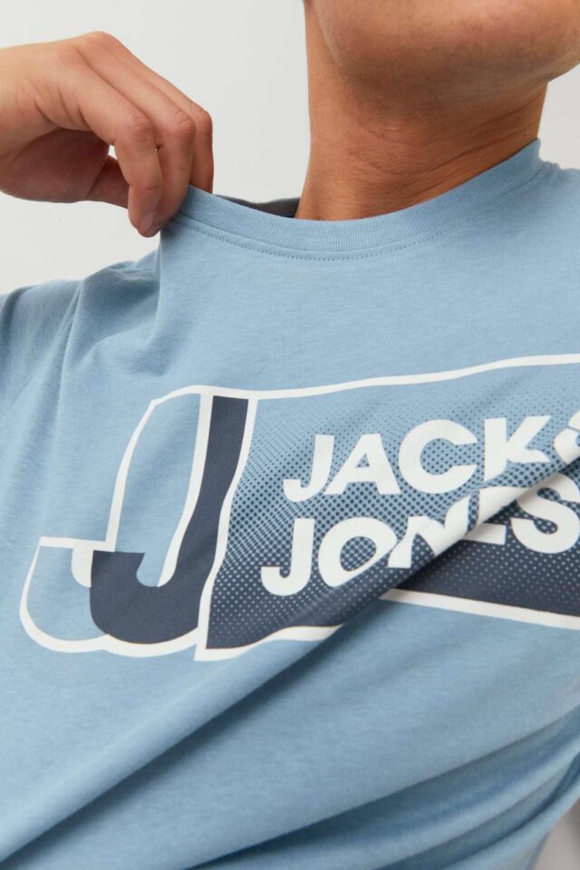 FallWinter2022_4135174_12228078_3-jackjones