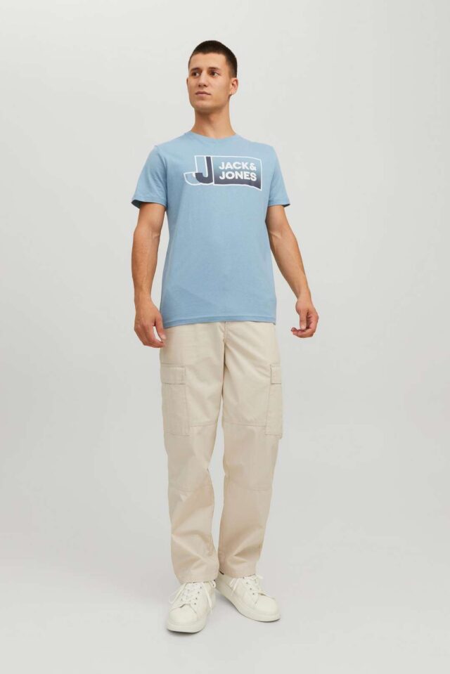 FallWinter2022_4135174_12228078_6-jackjones