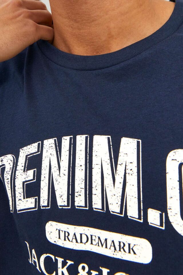 FallWinter2023_3897552_12210949_3-jackjones