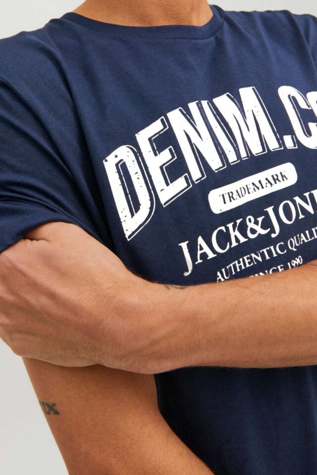 FallWinter2023_3897552_12210949_4-jackjones