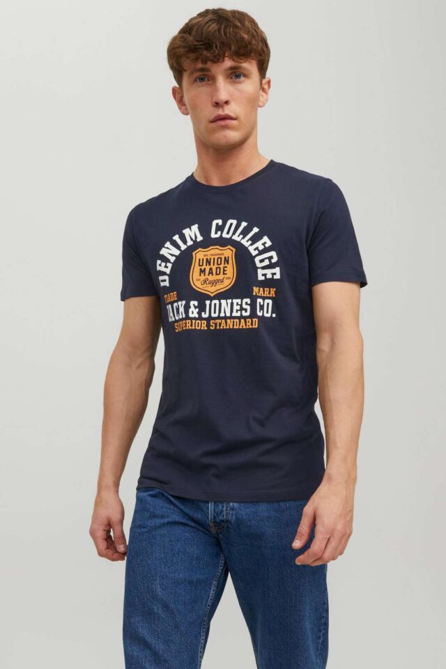 FallWinter2023_4115476_12220500_4-jackjones