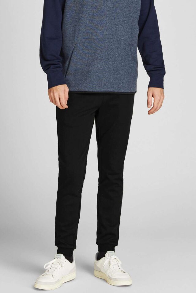 Noos2022_3898997_12211027_3-jackjones