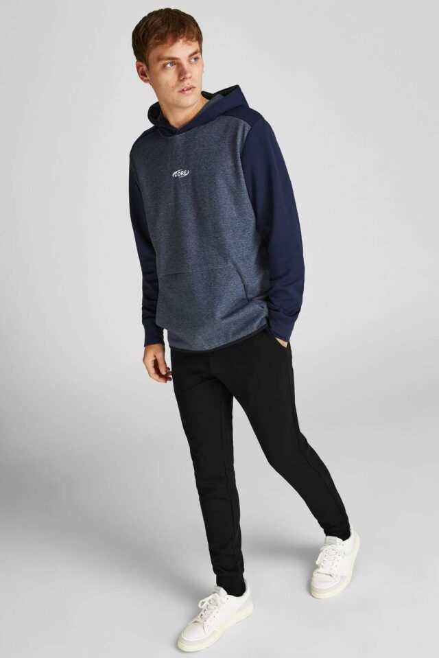 Noos2022_3898997_12211027_8-jackjones