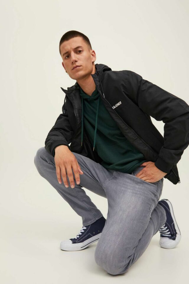 Noos2022_3918159_12212785_5-jackjones