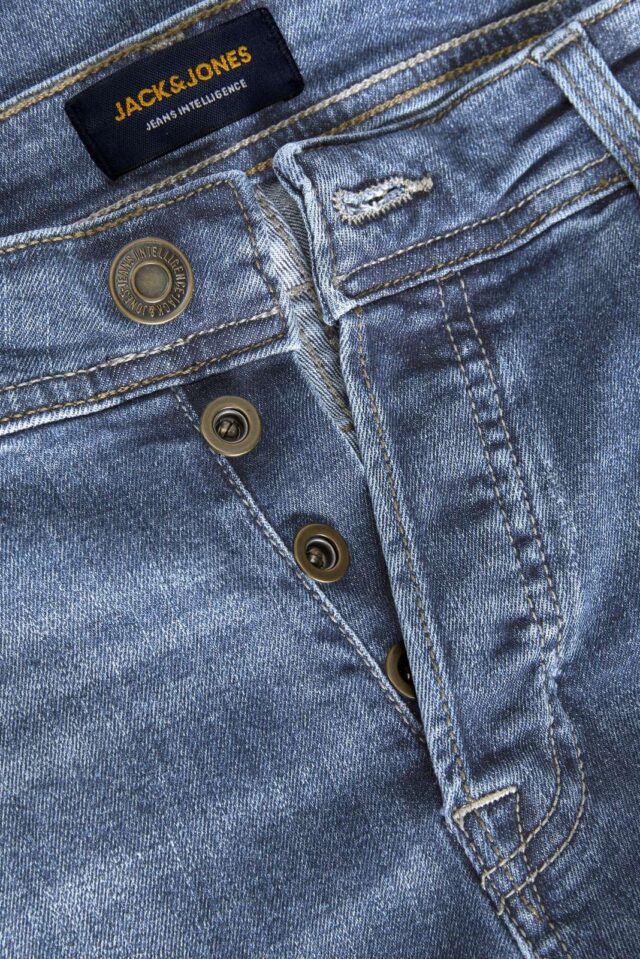 Noos2022_3935188_12213182_2-jackjones