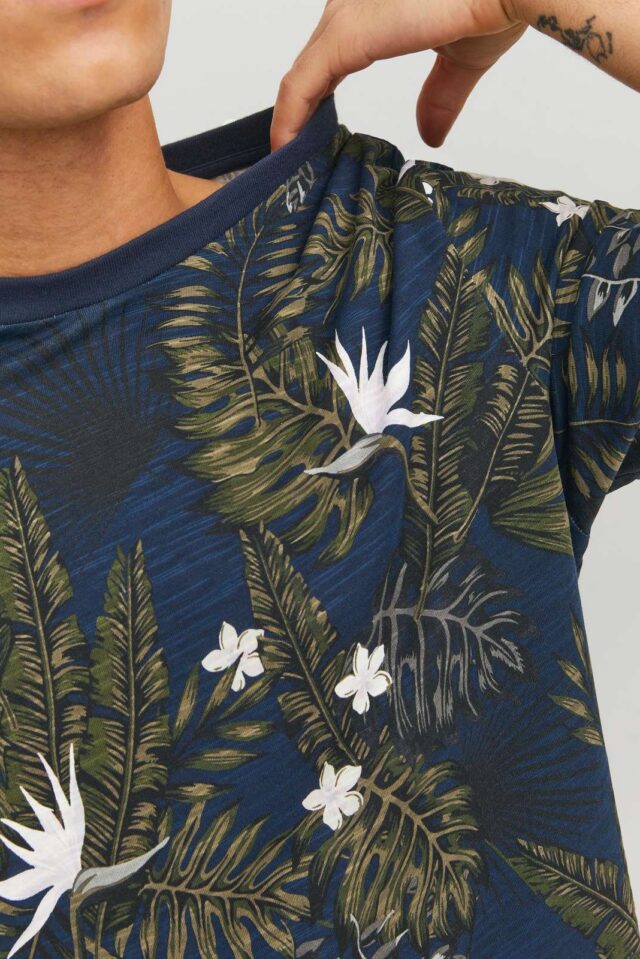 SpringSummer2022_4133806_12203764_7-jackjones