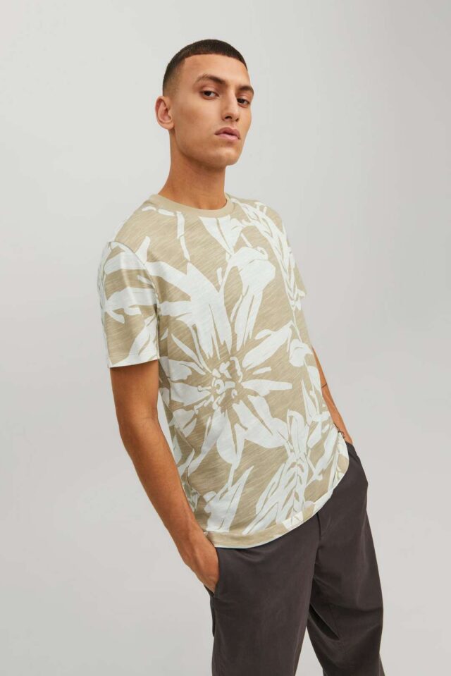 SpringSummer2022_4133881_12203764_3-jackjones