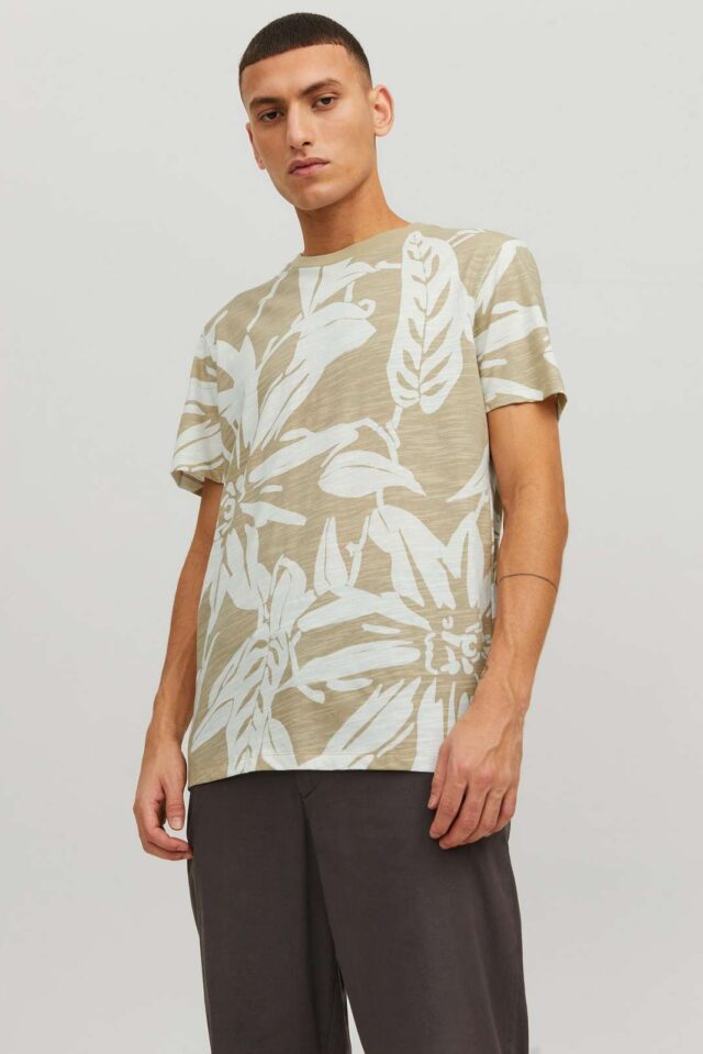 SpringSummer2022_4133881_12203764_4-jackjones