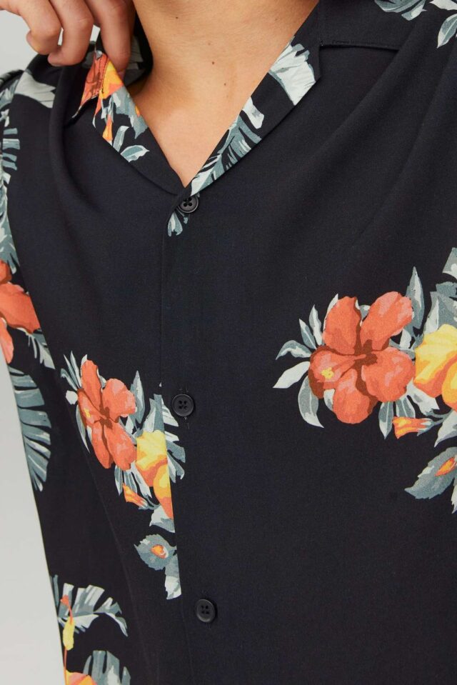 SpringSummer2023_4127589_12227625_2-jackjones