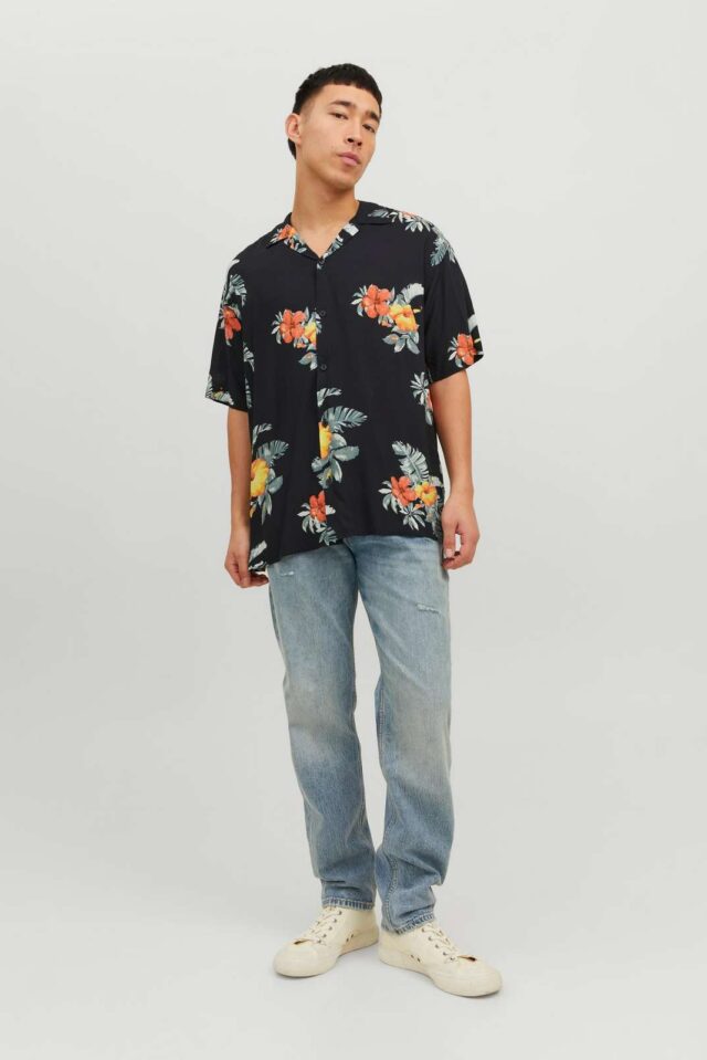 SpringSummer2023_4127589_12227625_5-jackjones