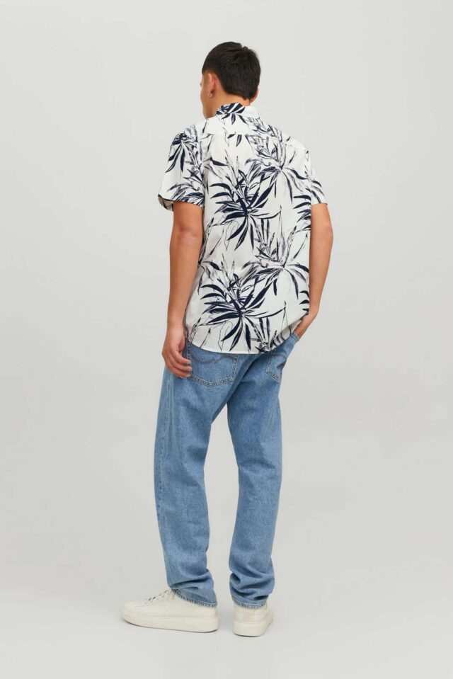 SpringSummer2023_4128236_12227680_4-jackjones