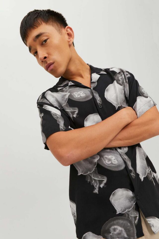 SpringSummer2023_4133324_12228020_2-jackjones