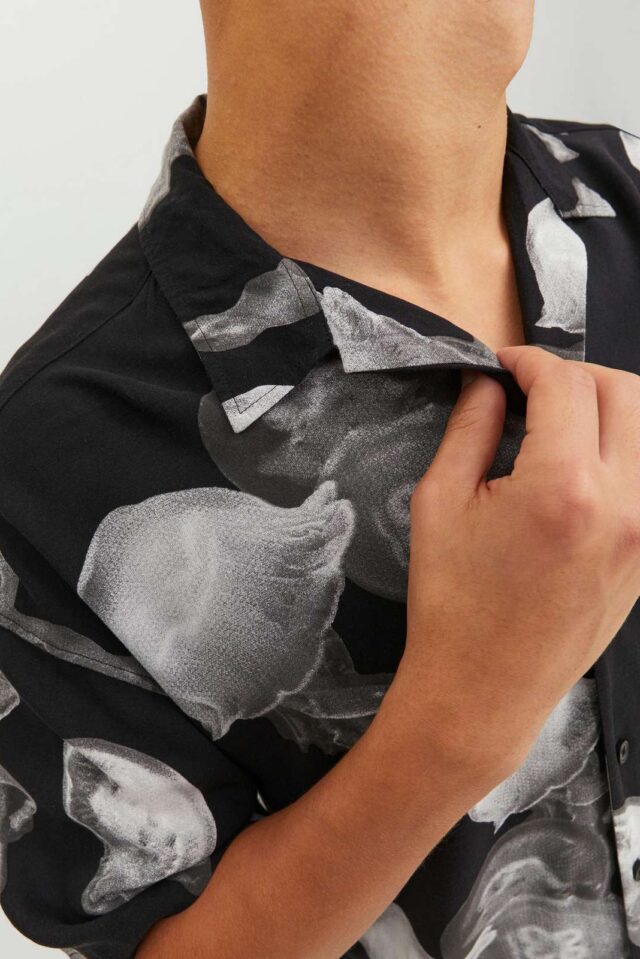 SpringSummer2023_4133324_12228020_4-jackjones